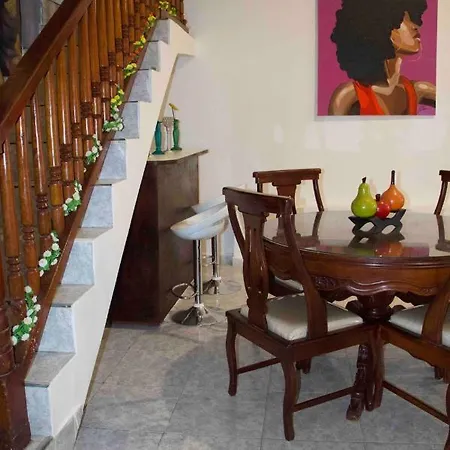2ag-1m Casa De 2 En Getsemani Con Jacuzzi Y Wifi Сasa de vacaciones *