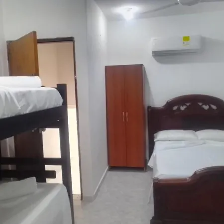 2ag-1m Casa De 2 En Getsemani Con Jacuzzi Y Wifi